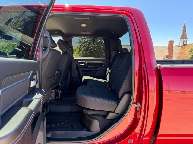 Used 2025 RAM 3500 Big Horn AWD/4WD image 18