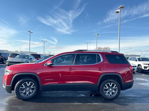 Used 2023 GMC Acadia SLT image 6