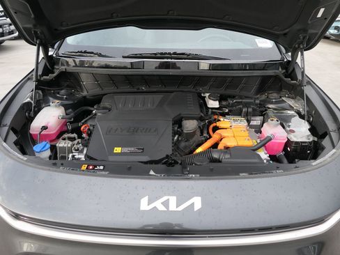 Used 2023 Kia Niro SX image 29