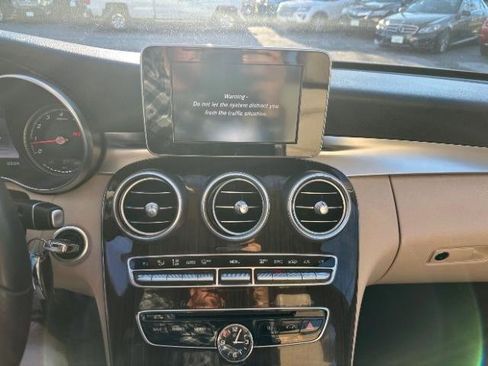 Used 2015 Mercedes-Benz C 300 4MATIC Sedan image 21