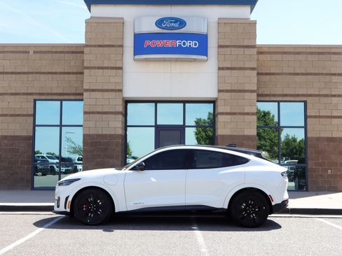 New 2025 Ford Mustang Mach-E GT image 9