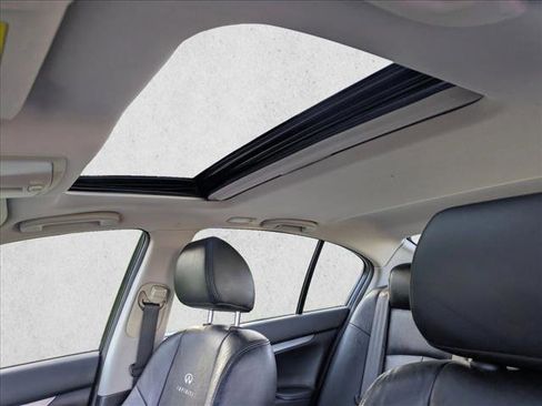 Used 2011 INFINITI G25 Journey w/ Moonroof Pkg image 15