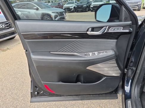Used 2023 Hyundai Palisade Calligraphy w/ Cargo Package AWD/4WD image 11