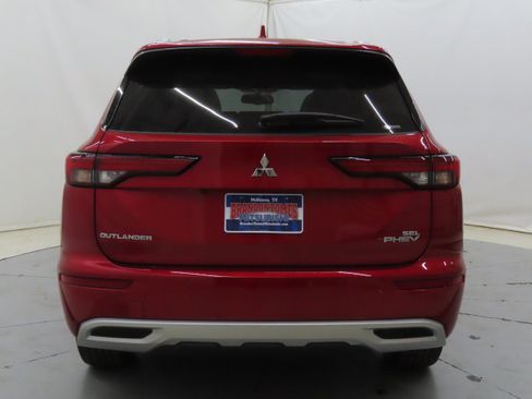 New 2025 Mitsubishi Outlander SEL image 4