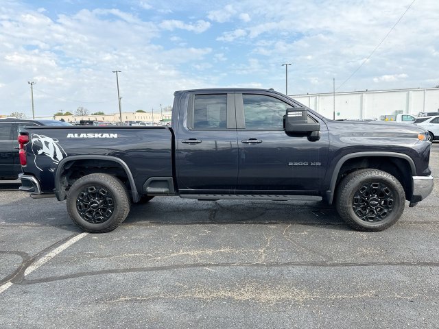 Used 2024 Chevrolet Silverado 2500 LT w/ All Star Edition AWD/4WD image 5