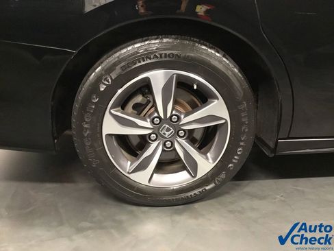 Used 2018 Honda Odyssey Touring image 20
