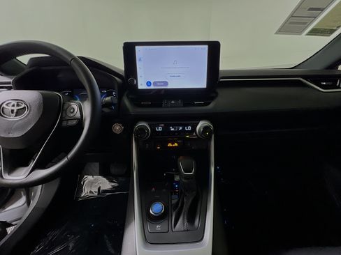 Used 2025 Toyota RAV4 XSE image 25