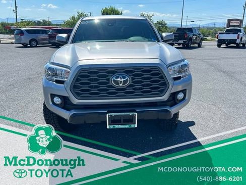 Used 2020 Toyota Tacoma TRD Off-Road w/ Technology Package AWD/4WD image 22