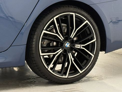 Used 2022 BMW 530i w/ M Sport Package image 40