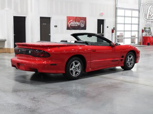 Used 2002 Pontiac Firebird Trans Am image 4
