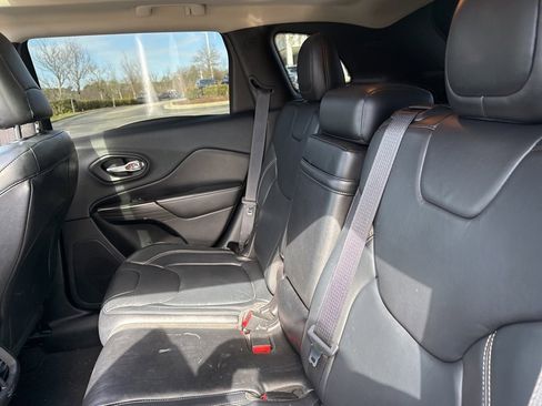 Used 2014 Jeep Cherokee Limited image 10