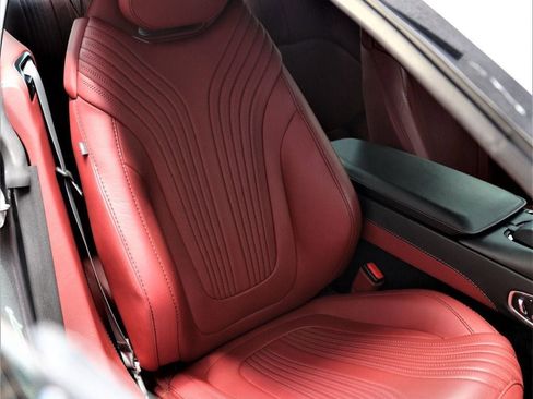 Used 2019 Aston Martin DB11 Coupe RWD image 24