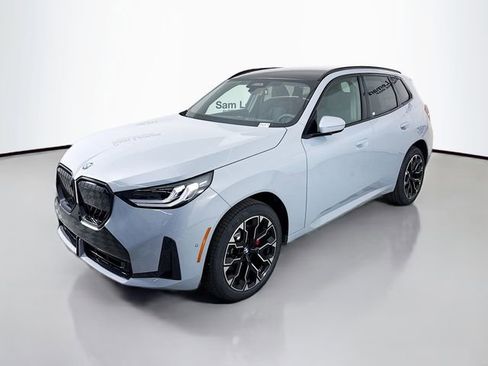 New 2026 BMW X3 xDrive30 w/ Premium Package image 3