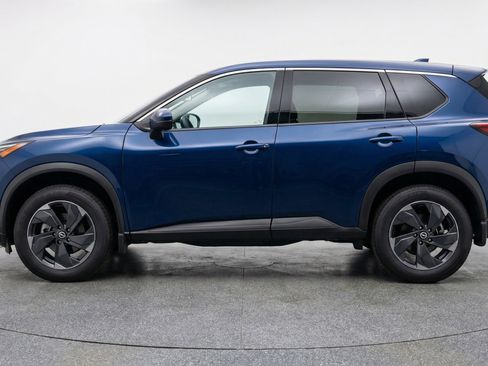 Used 2025 Nissan Rogue SV AWD/4WD image 5