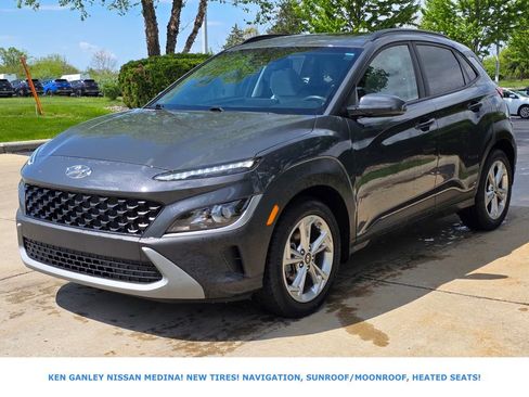 Used 2023 Hyundai Kona SEL w/ Convenience Package FWD image 7