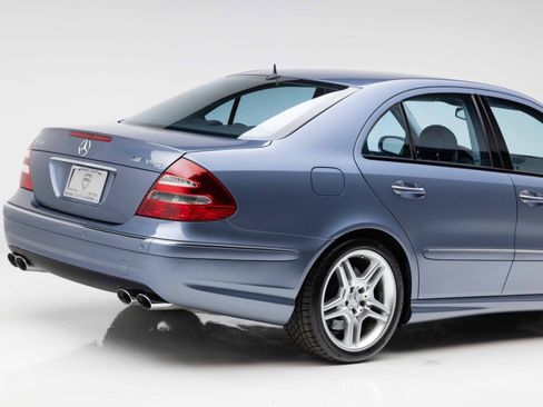 Used 2003 Mercedes-Benz E 55 AMG Sedan image 31