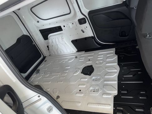 Used 2017 RAM ProMaster City Tradesman w/ Rear Back-up Camera Group image 15