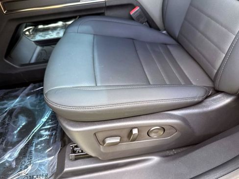 Used 2024 GMC Hummer EV 3X AWD/4WD image 23