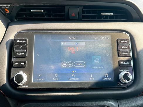 Used 2023 Nissan Kicks SR w/ SR Premium Package FWD image 15