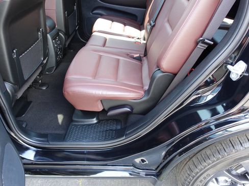 Used 2024 Dodge Durango R/T w/ Blacktop Package AWD/4WD image 26