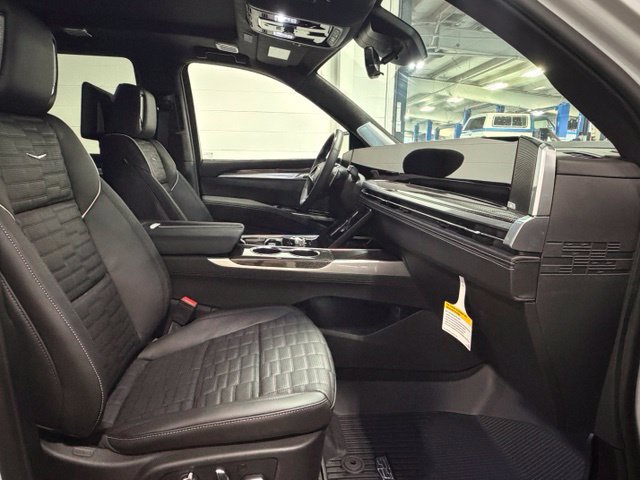 New 2026 Cadillac Escalade V w/ LPO, Floor Liner Package AWD/4WD image 29