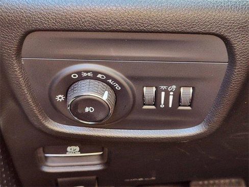 Used 2023 Jeep Grand Cherokee L Overland w/ Trailer Tow Group (B) image 24