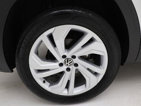 Used 2022 Volkswagen Atlas SE AWD/4WD image 9