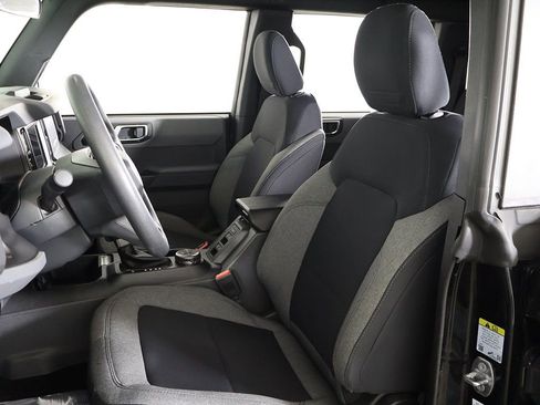 Used 2023 Ford Bronco 4-Door image 24