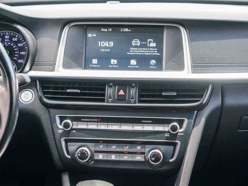 Used 2020 Kia Optima S FWD image 12