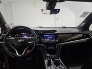 Used 2023 Cadillac XT6 Premium Luxury w/ Technology Package AWD/4WD image 3