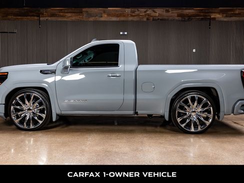 Used 2025 GMC Sierra 1500 Pro w/ Convenience Package image 5