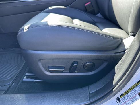 Used 2024 MAZDA CX-30 AWD 2.5 S w/ Preferred Package image 11
