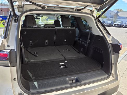 New 2026 INFINITI QX60 Luxe w/ Cargo Package AWD/4WD image 19