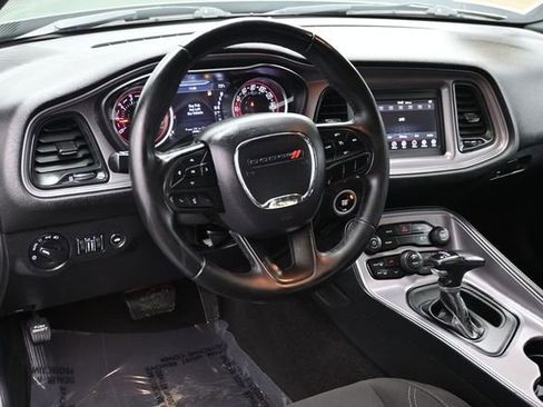 Used 2023 Dodge Challenger SXT RWD image 12