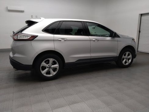 Used 2016 Ford Edge SE image 10