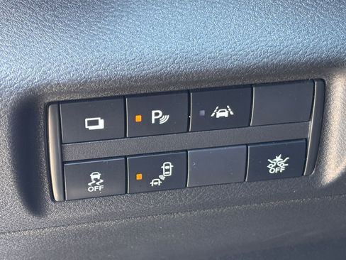 Used 2023 Nissan Kicks S FWD image 22
