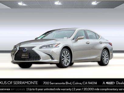 Used 2021 Lexus ES 300h w/ Premium Package