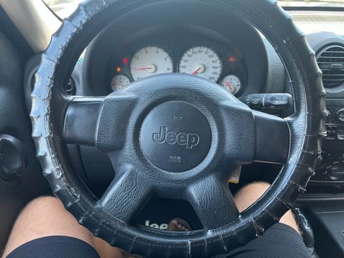 Used 2004 Jeep Liberty Sport w/ PWR Convenience Group image 6