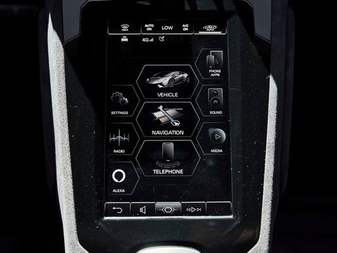 Used 2023 Lamborghini Huracan Tecnica RWD image 63