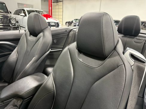 Used 2018 BMW 430i Convertible image 19