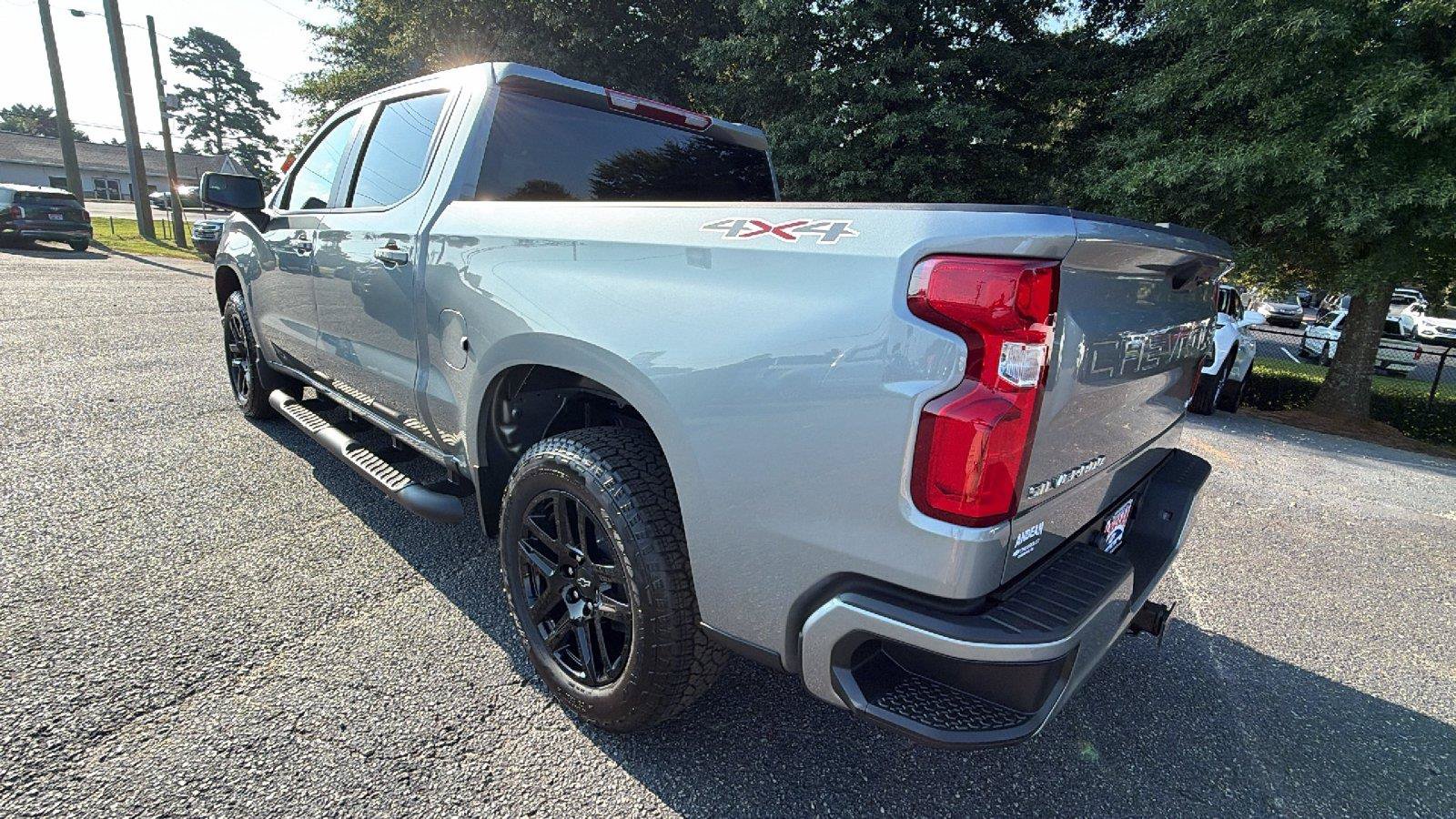 New 2026 Chevrolet Silverado 1500 RST w/ RST Select Package AWD/4WD image 9