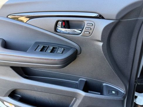 Used 2022 Honda Ridgeline Black Edition image 31