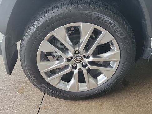 Certified 2024 Toyota RAV4 Limited FWD image 8