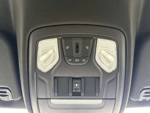 Used 2021 RAM 1500 Big Horn AWD/4WD image 28