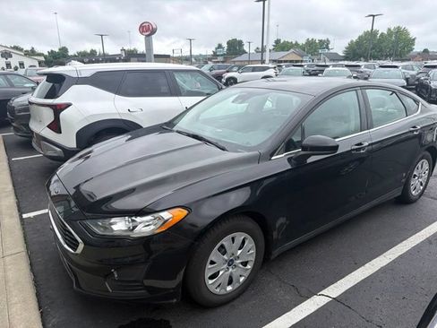 Used 2020 Ford Fusion S FWD image 5