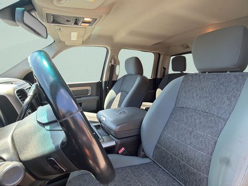Used 2013 RAM 2500 SLT w/ Luxury Group AWD/4WD image 23