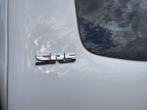 Used 2016 Toyota Tacoma SR5 image 5