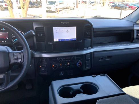 Certified 2025 Ford F250 XL w/ STX Appearance Package image 6