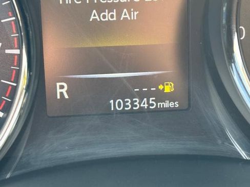 Used 2017 Nissan Rogue S image 26