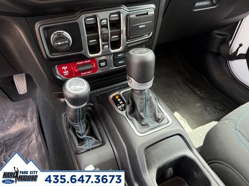 Used 2023 Jeep Wrangler Unlimited Rubicon 4xe w/ Cold Weather Group AWD/4WD image 25